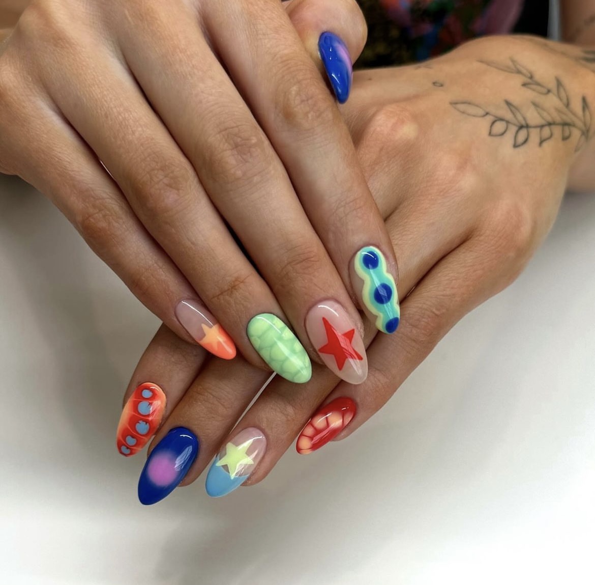 40 Fun Summer Nail Designs July Blossom