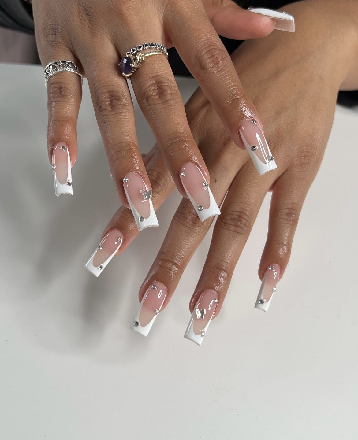 35+ Beautiful Graduation Nails (to Make You Even More Proud of Yourself ...