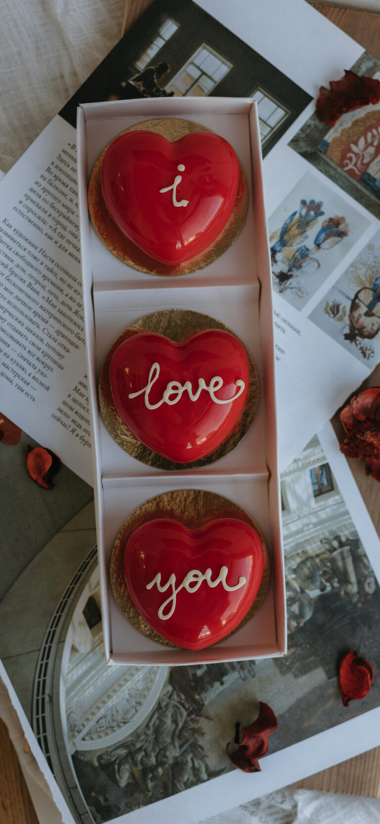 20 Free Lovely Valentine's Wallpapers for iPhone - ♡ July Blossom